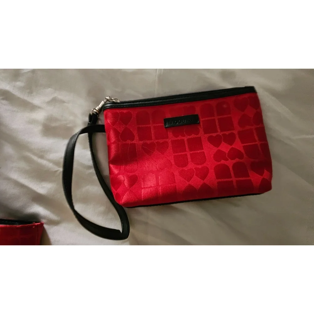 NWOT Lot of 3 Modella Bags - tote, wristlet and make up bag Cute Red Textures